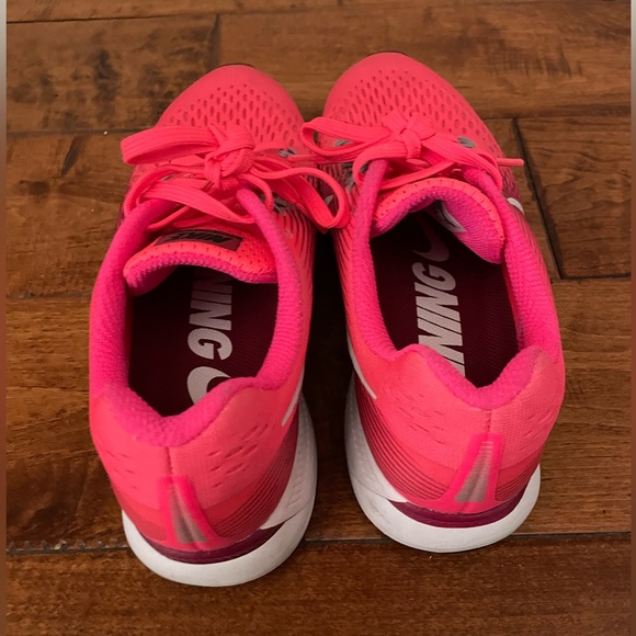 Nike Air Zoom Pegasus 34 Women's Sport Shoes - Picture 3 of 7